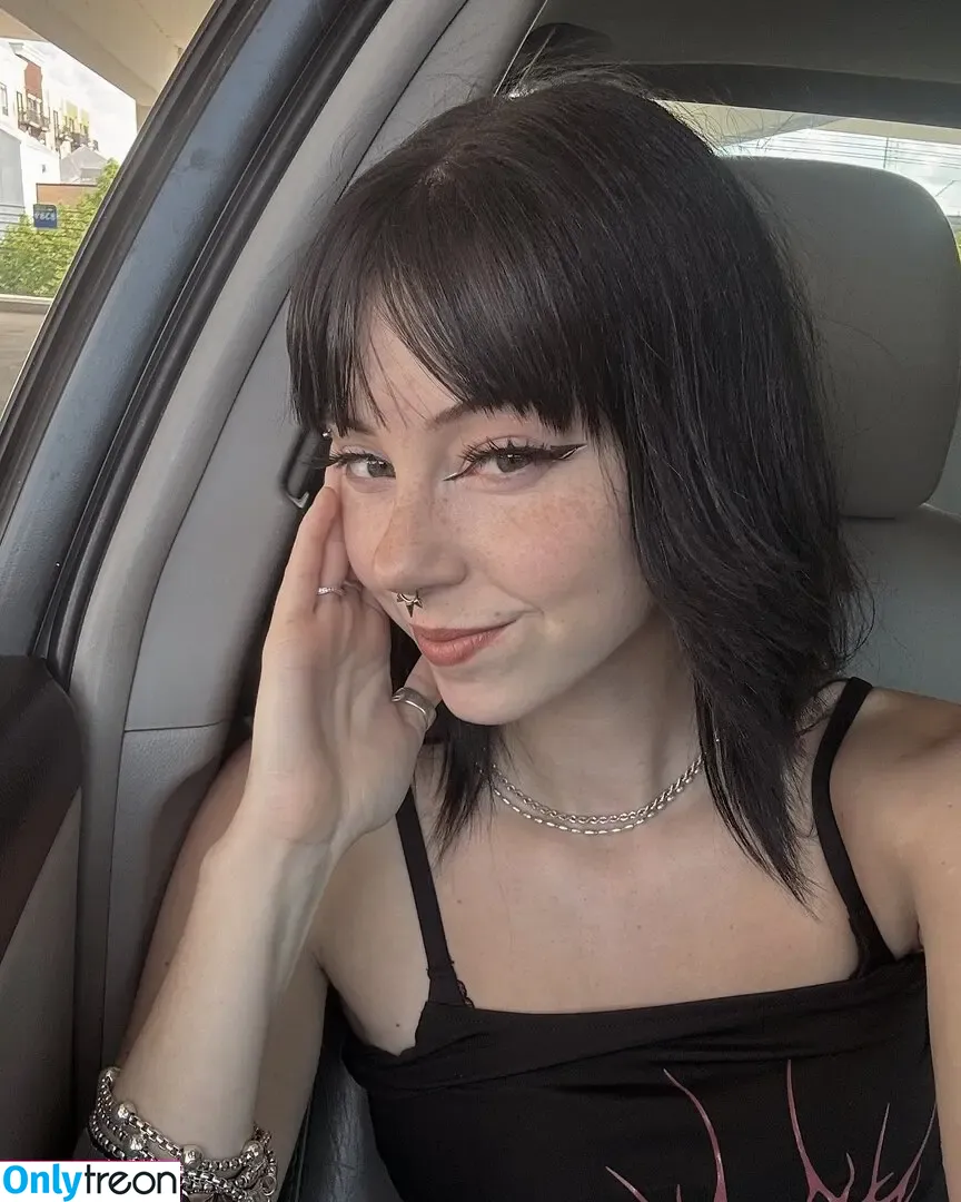 OkayGnomie nude photo #0051 (OkayGnomie)