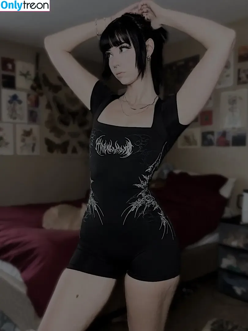 OkayGnomie nude photo #0063 (OkayGnomie)