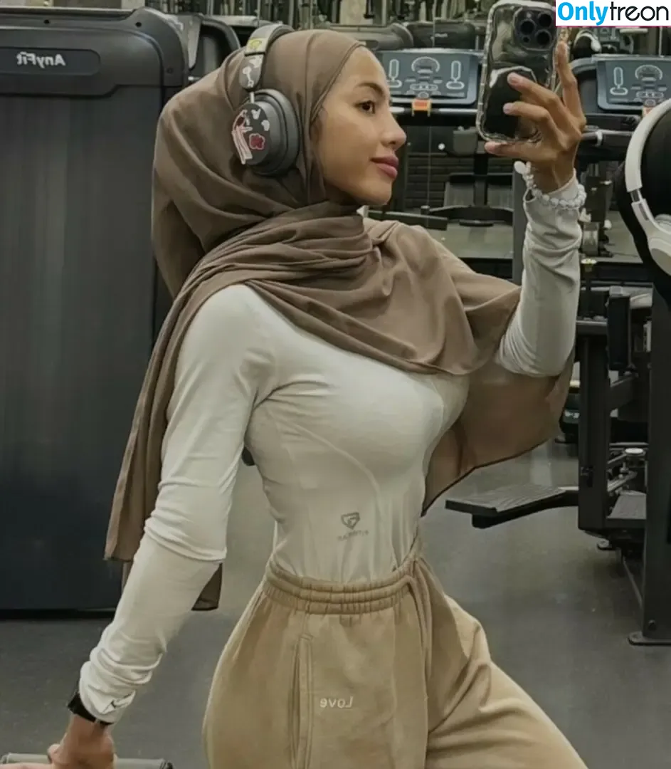 OklinFia nude photo #0067 (OklinFiaPutri)