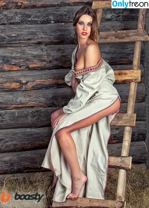 Olga Alberti / Beau M / Naomi D / olgaalberti nude photo #0182