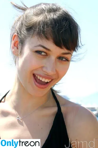 Olga Kurylenko nude photo #0149 (Olga Kurylenko)