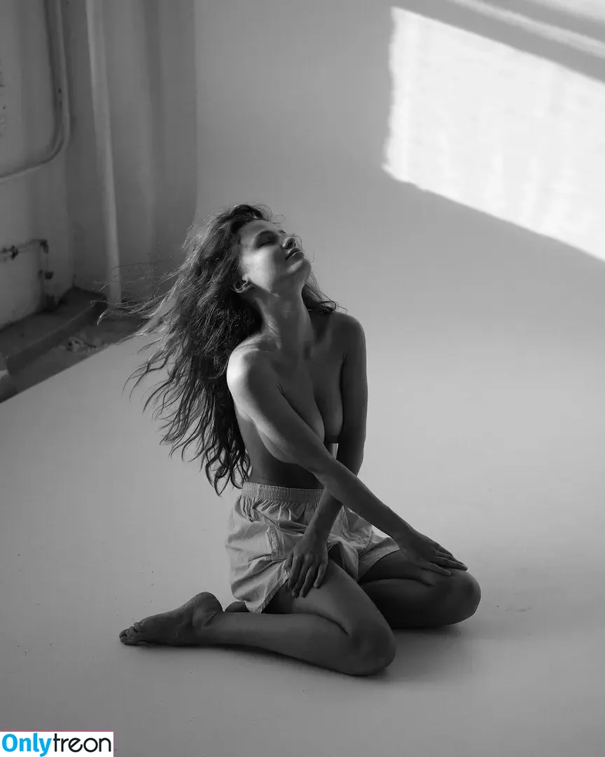 Olga Obumova nude photo #0230 (doch_olega)
