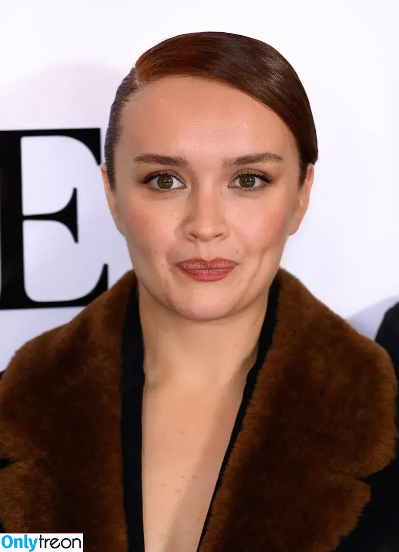 Olivia Cooke nude photo #0737 (livkatecooke)