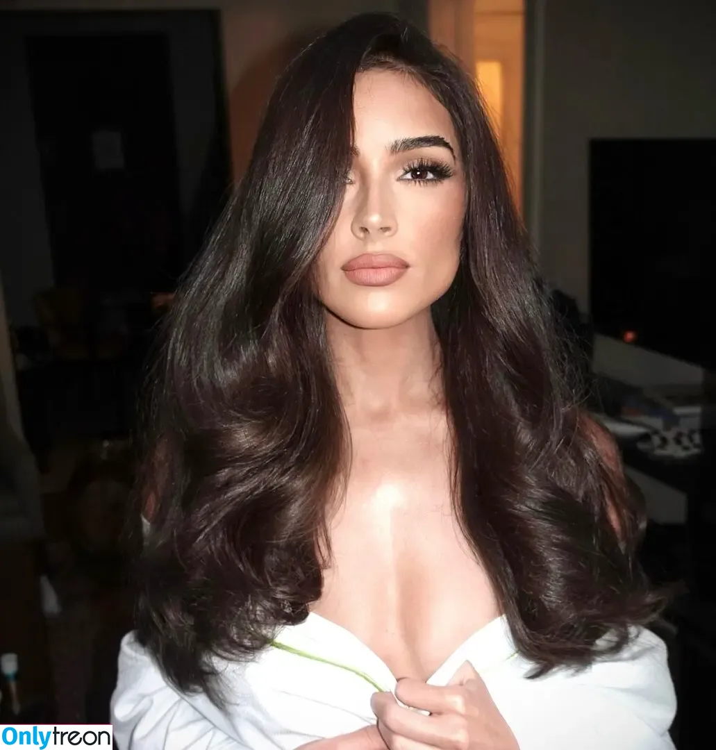 Olivia Culpo nude photo #1121 (oliviaculpo)