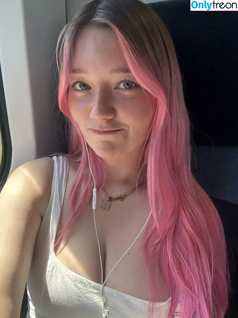 Olivia Keane nude photo #0334 (British Teens / oliviakeane / oliviakeane__)
