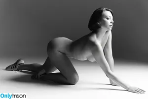 Olivia Linz / olivia-linz / oliviaa_linz / olivialinz nude photo #0152