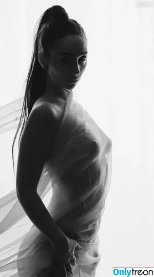 Olivia Michelle / ombs.98 / ombs.sbe nude photo #0021