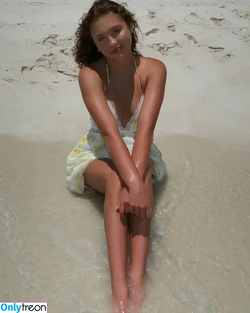 Olivia Mitchell nude photo #0120 (oliviahelenemitchell)