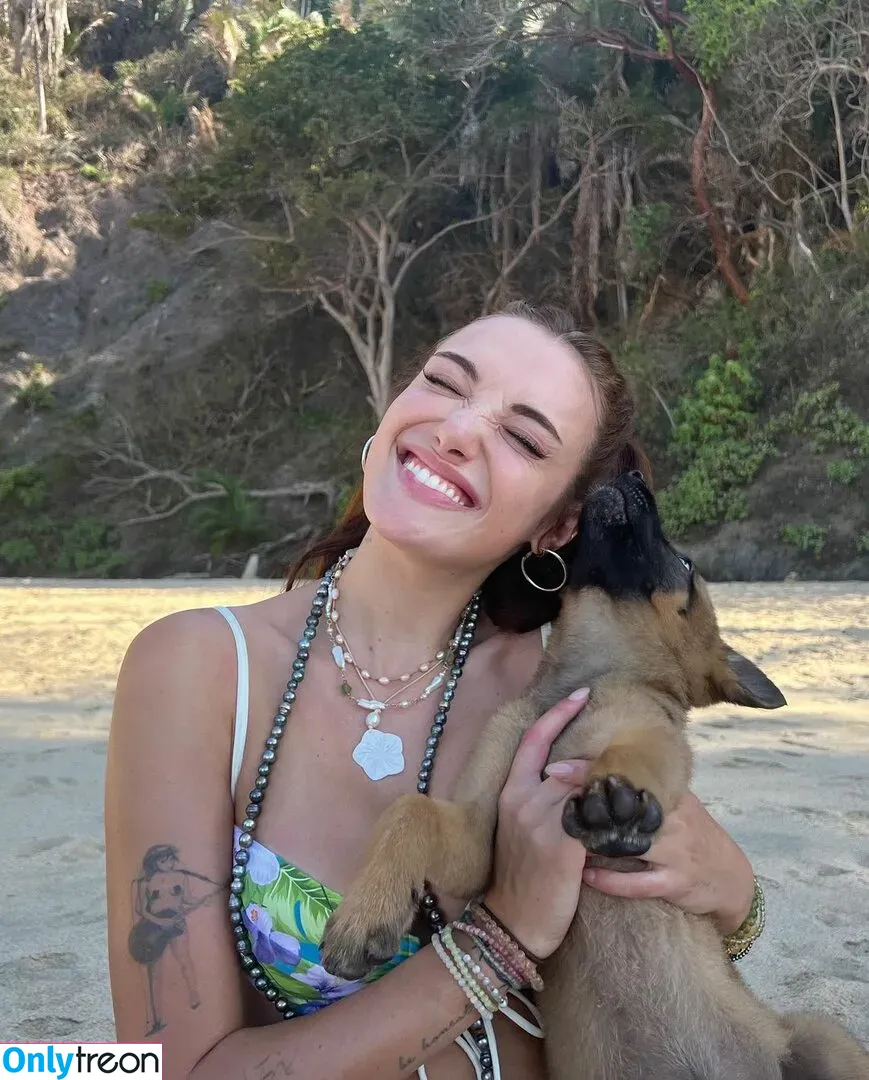 Olivia OBrien nude photo #0236 (olivialauren / oliviaobrien)