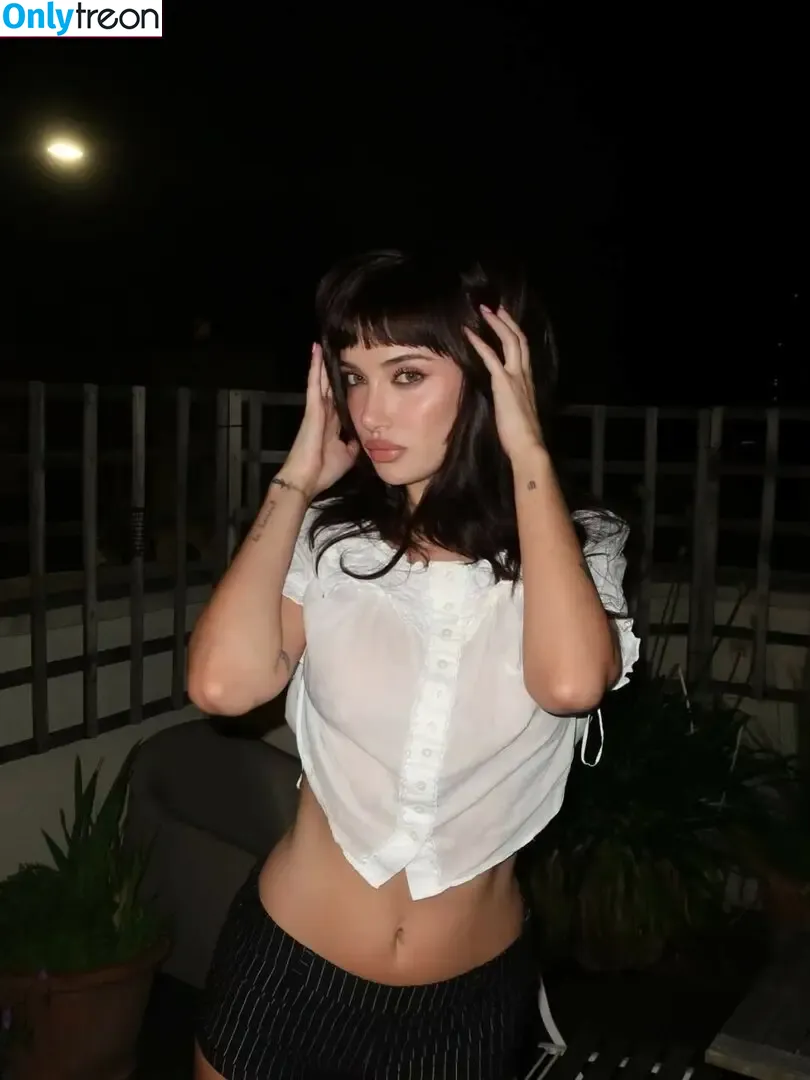 Olivia OBrien nude photo #0762 (olivialauren / oliviaobrien)