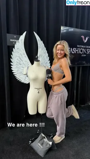 Olivia Ponton / olivia.ponton / olivia_ponton nude photo #2797