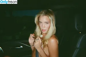 Olivia Ponton / olivia.ponton / olivia_ponton nude photo #3765