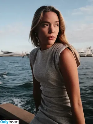 Olivia Ponton nude