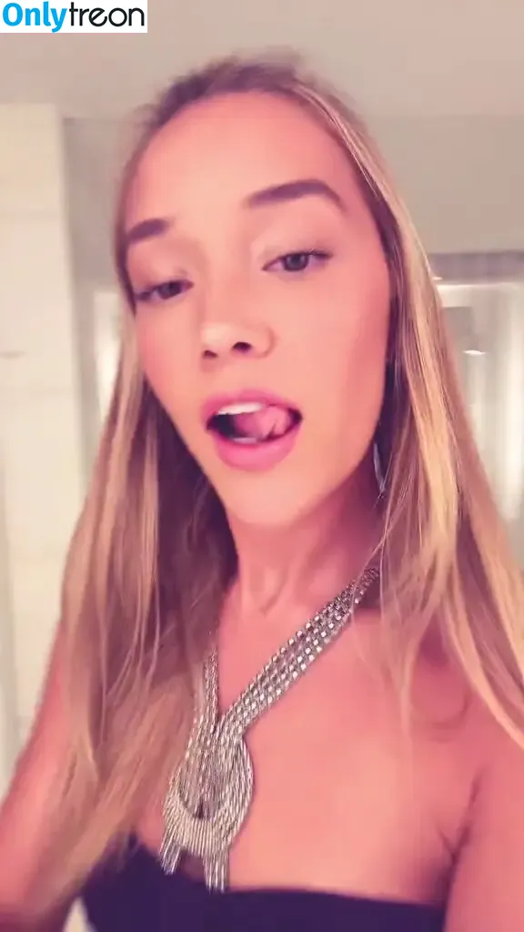 Olivia Ponton nude photo #3648 (olivia.ponton / olivia_ponton)