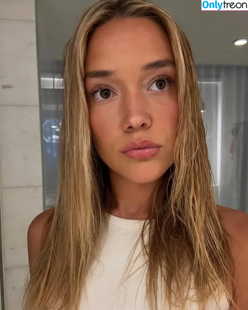 Olivia Ponton nude photo #3652 (olivia.ponton / olivia_ponton)