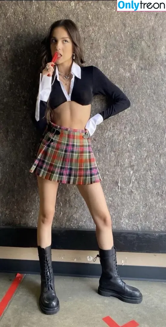 Olivia Rodrigo nude photo #2342 (oliviarodrigo)