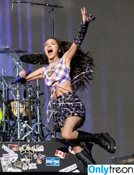 Olivia Rodrigo nude photo #2753 (oliviarodrigo)
