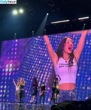Olivia Rodrigo / oliviarodrigo nude photo #3033