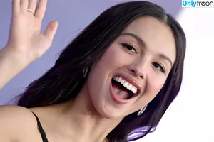 Olivia Rodrigo / oliviarodrigo nude photo #3175