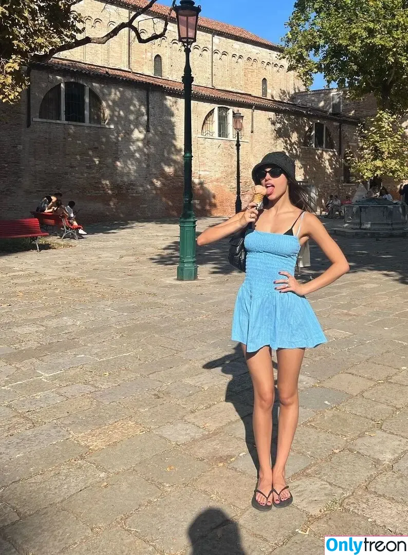 Olivia Rodrigo nude photo #4479 (oliviarodrigo)
