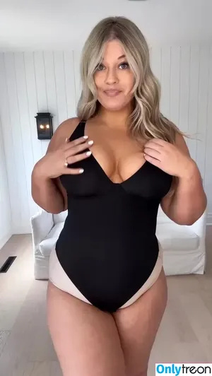 Olivia Tierney Instagram Influencer / oliviafredacurves nude photo #0003