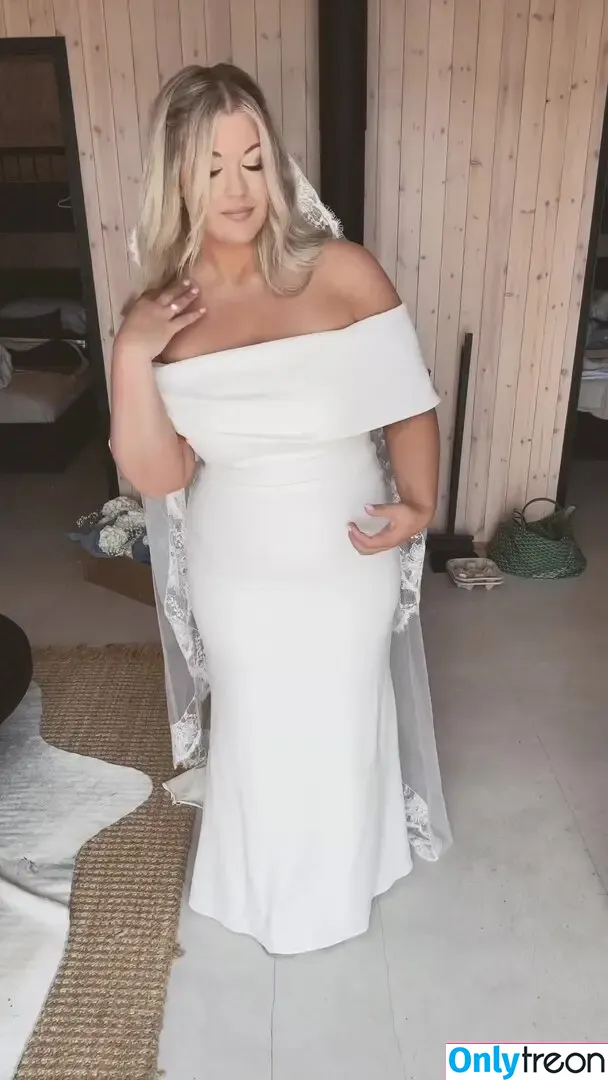 Olivia Tierney Instagram Influencer nude photo #0006 (oliviafredacurves)