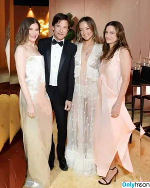 Olivia Wilde / olivia_wilde22 / oliviawilde nude photo #3301