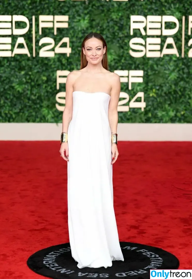 Olivia Wilde nude photo #3174 (olivia_wilde22 / oliviawilde)