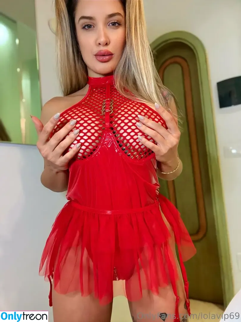 oliviaaray nude photo #0023 (oliviaaray)