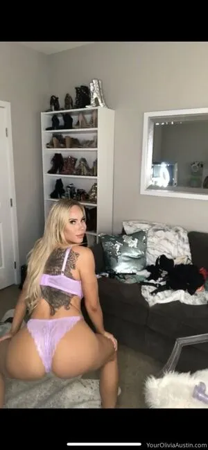 oliviaaustinxxx / youroliviaaustin nude photo #0031