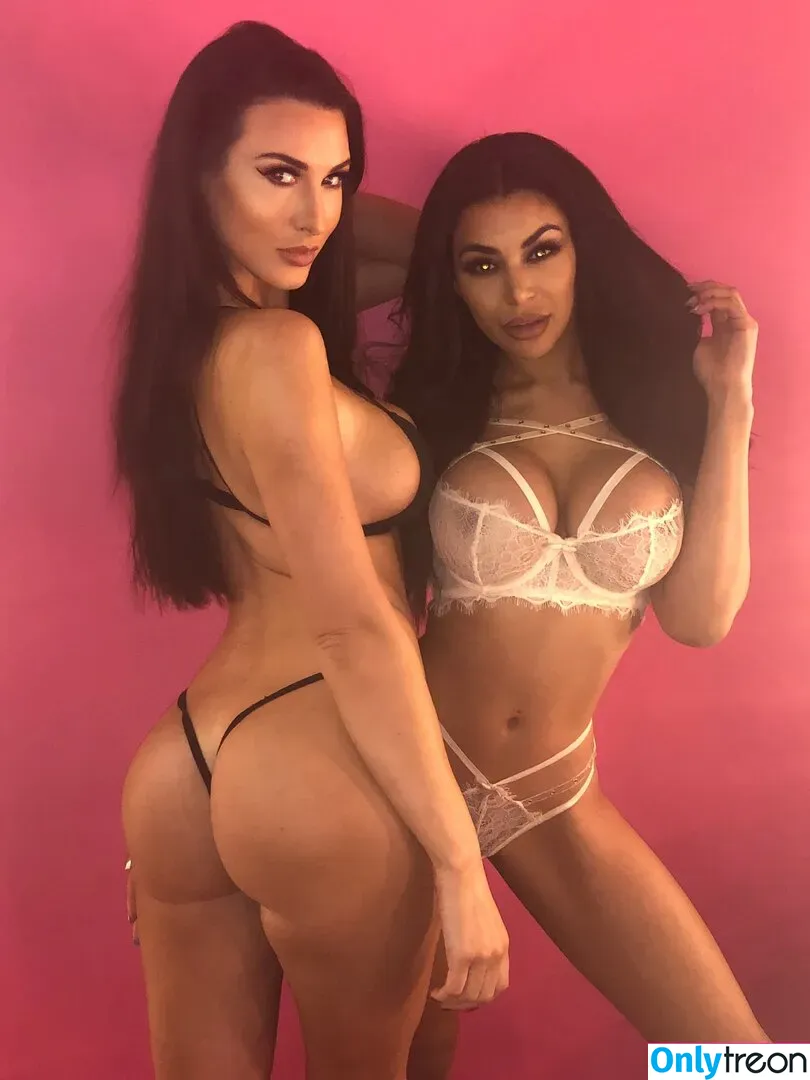 oliviaberzinc nude photo #0022 (oliviaberzinc)