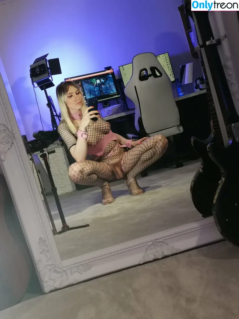 oliviarobin nude photo #0063 (theoliviarobin)