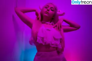 Olyashaa / deepfake / olyashaasaxon nude photo #0023