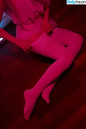 Olyashaa / deepfake / olyashaasaxon nude photo #0051