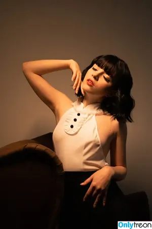 Olyashaa / deepfake / olyashaasaxon nude photo #0131