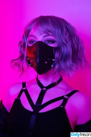 Olyashaa / deepfake / olyashaasaxon nude photo #0148