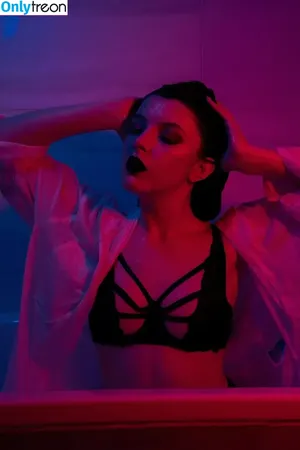 Olyashaa / deepfake / olyashaasaxon nude photo #0231