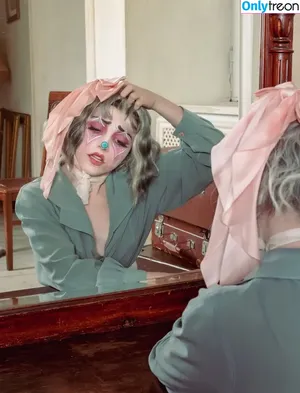 Olyashaa / deepfake / olyashaasaxon nude photo #0302