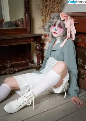 Olyashaa / deepfake / olyashaasaxon nude photo #0306