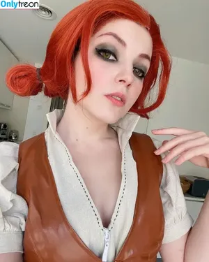 Olyashaa / deepfake / olyashaasaxon nude photo #0322