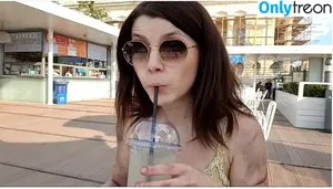 Olyashaa / deepfake / olyashaasaxon nude photo #0325