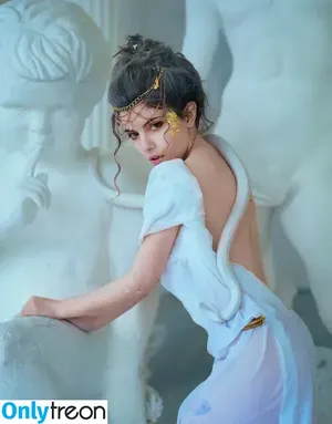 Olyashaa / deepfake / olyashaasaxon nude photo #0356