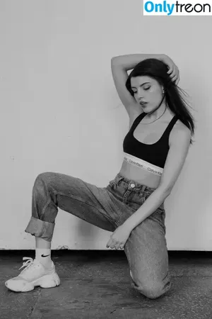 Olyashaa / deepfake / olyashaasaxon nude photo #0361