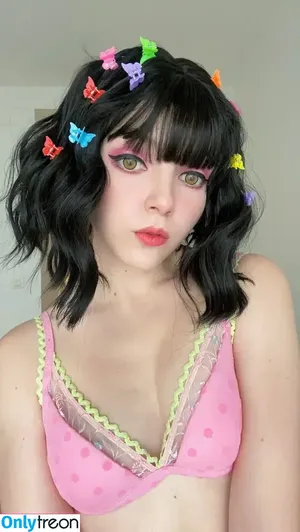 Olyashaa / deepfake / olyashaasaxon nude photo #0599