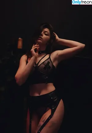 Olyashaa / deepfake / olyashaasaxon nude photo #0699