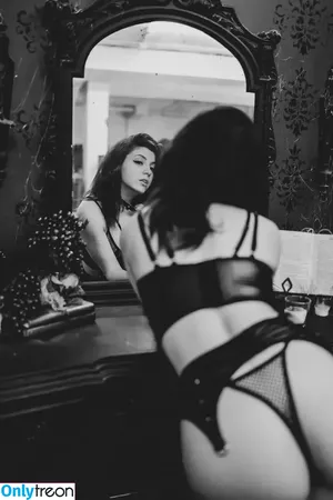 Olyashaa / deepfake / olyashaasaxon nude photo #0707