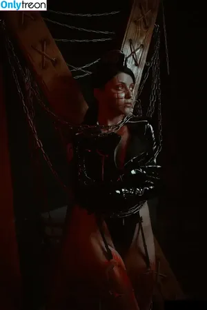 Olyashaa / deepfake / olyashaasaxon nude photo #0774
