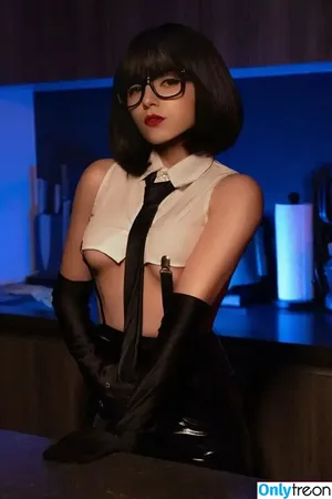 Olyashaa / deepfake / olyashaasaxon nude photo #0929