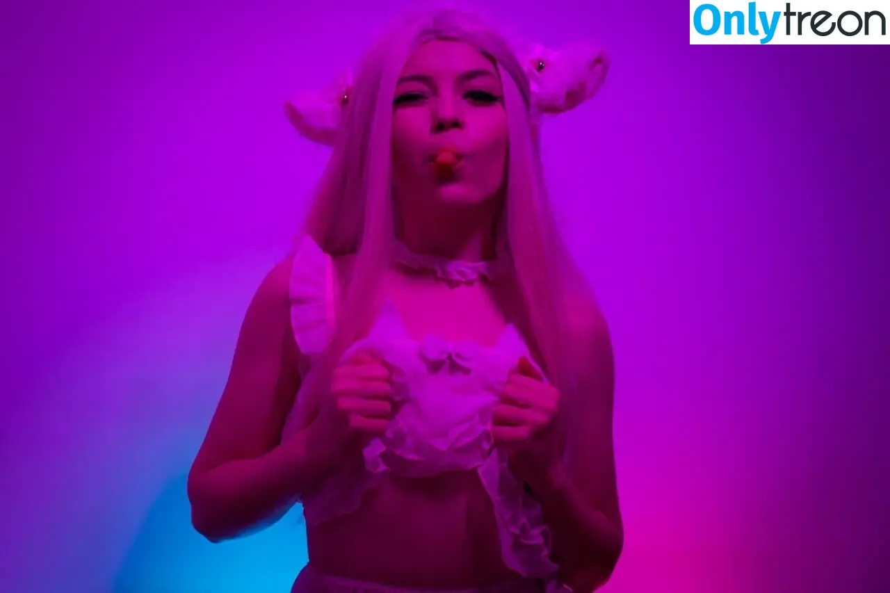 Olyashaa nude photo #0025 (deepfake / olyashaasaxon)