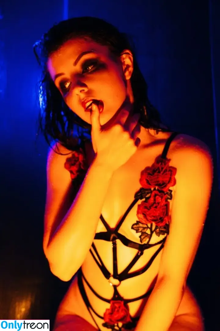 Olyashaa nude photo #0627 (deepfake / olyashaasaxon)